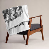 AVEZZI Box Camo Blanket